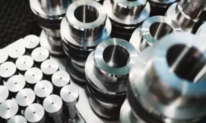 Yüksek-Sıcaklıkta-Çalışan-Metal-Parçalar